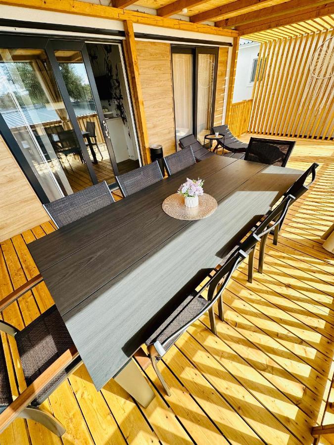 Villa Family Grand De Luxe Mobilhome Selce Zewnętrze zdjęcie