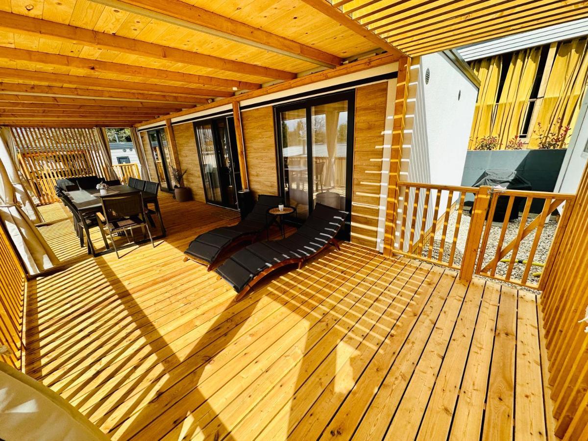 Villa Family Grand De Luxe Mobilhome Selce Zewnętrze zdjęcie